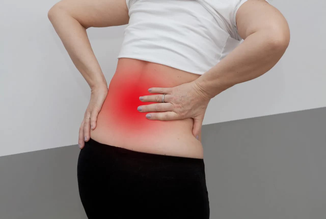 Do jakiego lekarza z bólem kręgosłupa lędźwiowego? Sprawdź, jak uzyskać pomoc