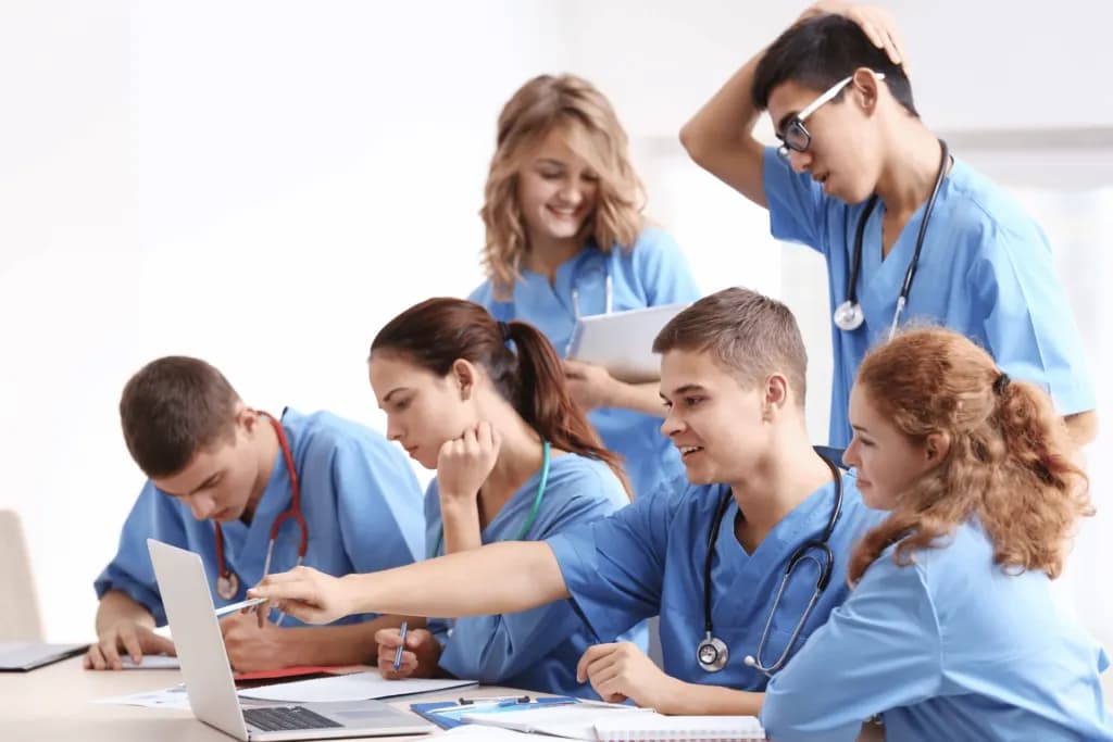 Czy po technikum można iść na studia medyczne? Sprawdź wymagania!