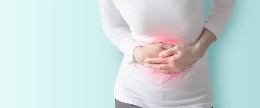 Ból żołądka objawy: poznaj najczęstsze przyczyny i symptomy